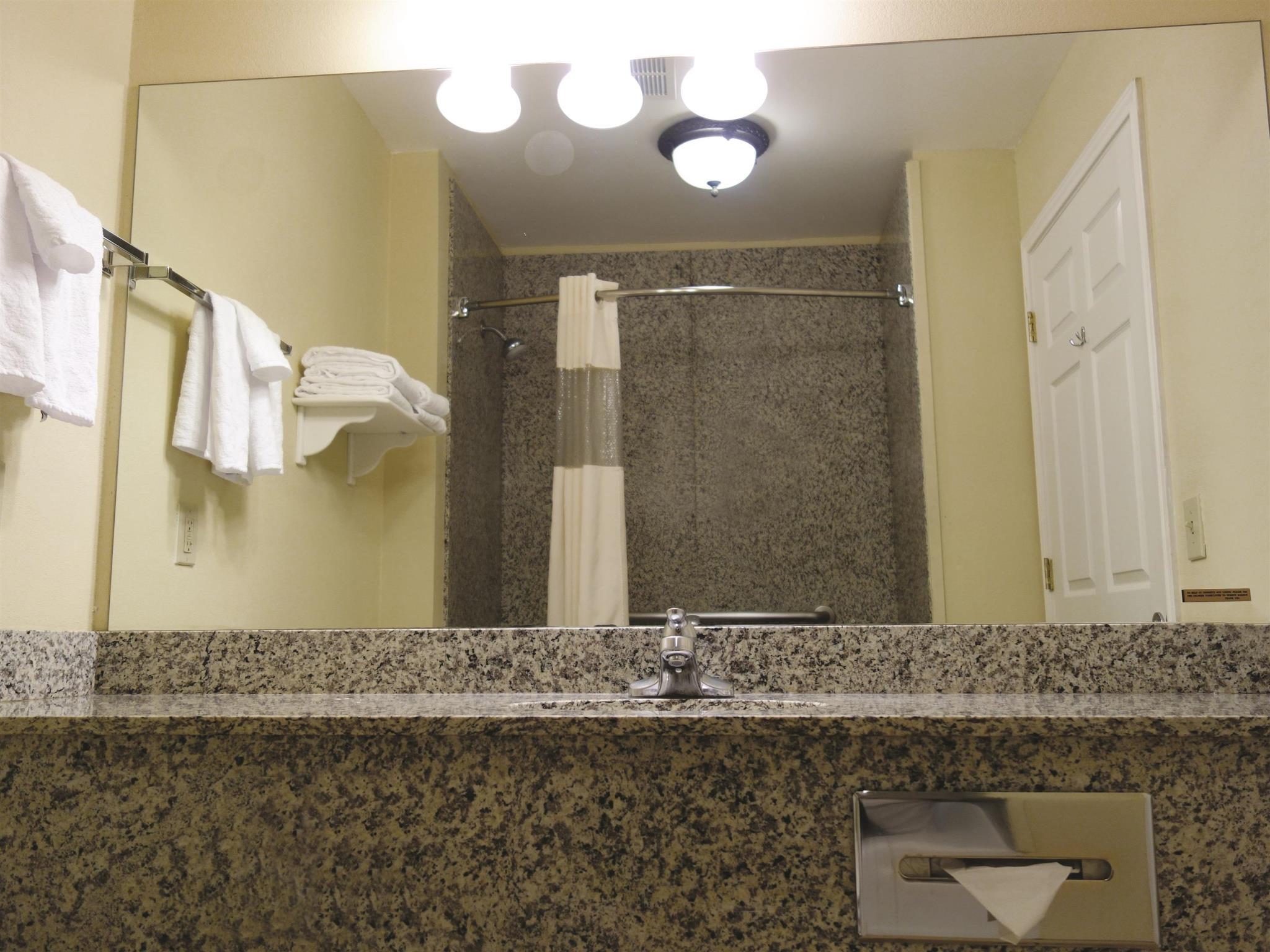 La Quinta By Wyndham Fredericksburg Hotell Eksteriør bilde