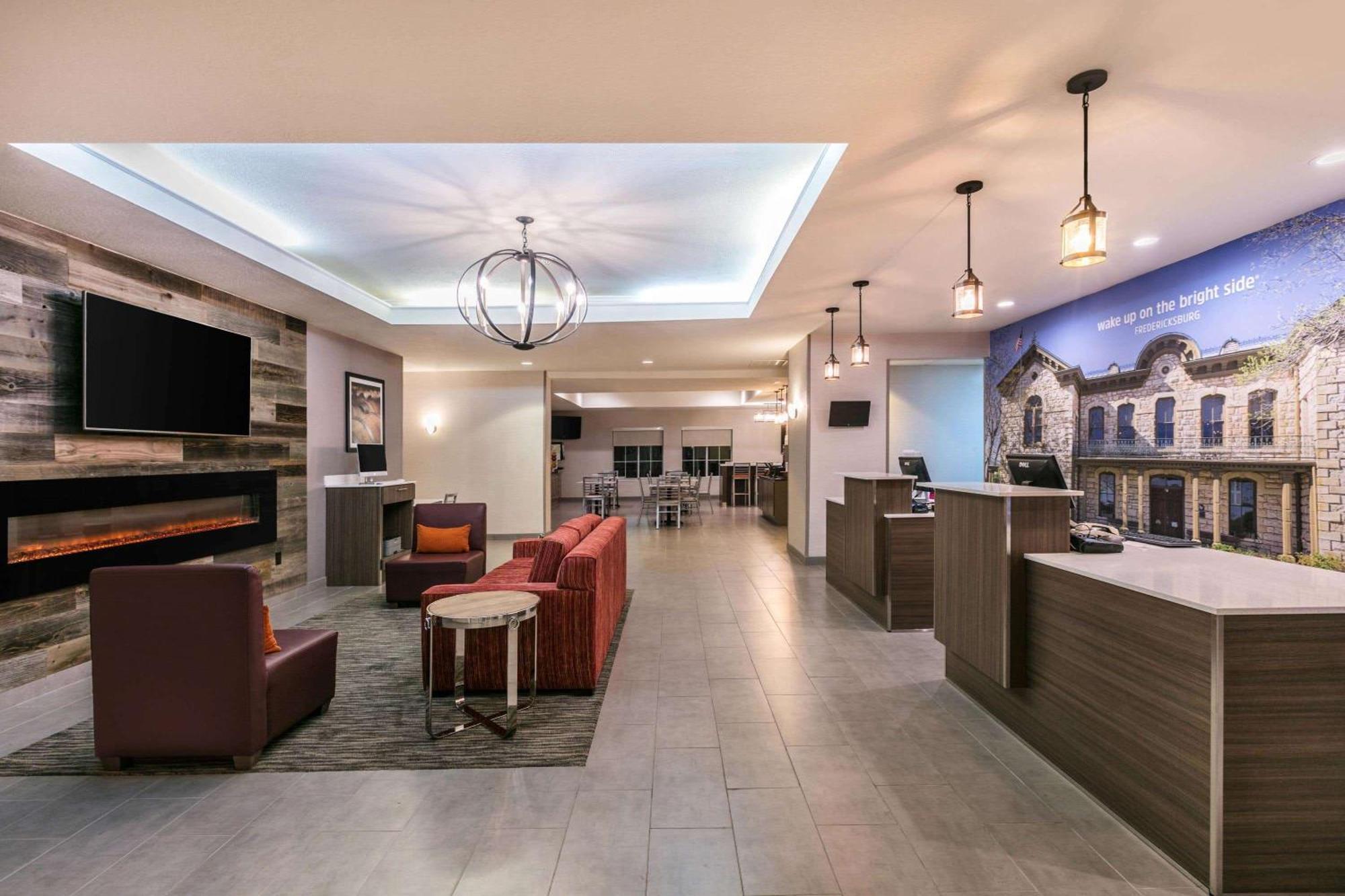 La Quinta By Wyndham Fredericksburg Hotell Eksteriør bilde