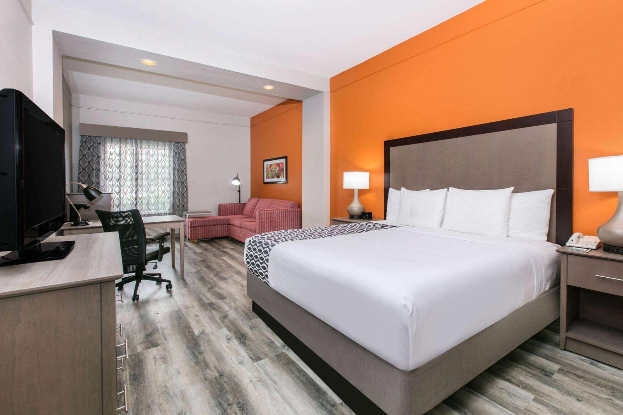 La Quinta By Wyndham Fredericksburg Hotell Eksteriør bilde