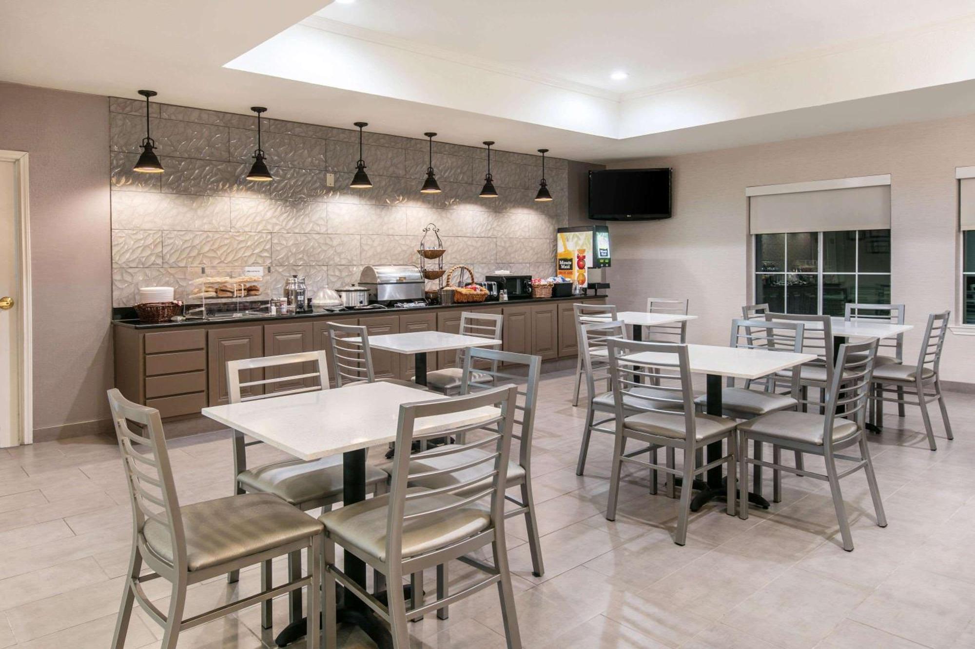 La Quinta By Wyndham Fredericksburg Hotell Eksteriør bilde