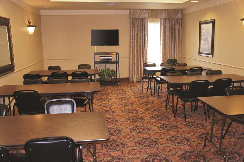 La Quinta By Wyndham Fredericksburg Hotell Fasiliteter bilde